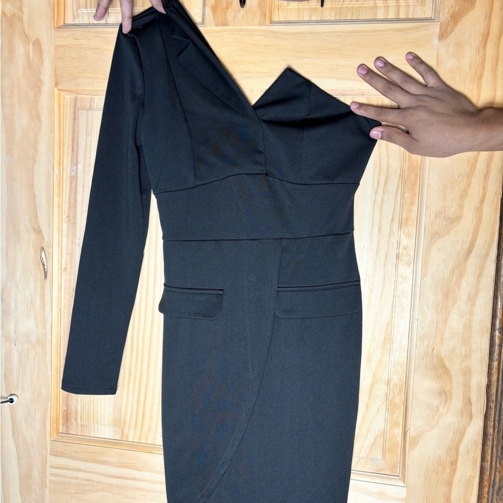 Elegant Black Dress